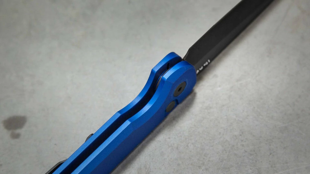 Arcform Blue ARC-071 Slimfoot Black Blade Auto Knife 3.1" 154CM (USA) 4 Arcform Blue ARC-071 Slimfoot Black Blade Auto Knife 3.1" 154CM (USA)