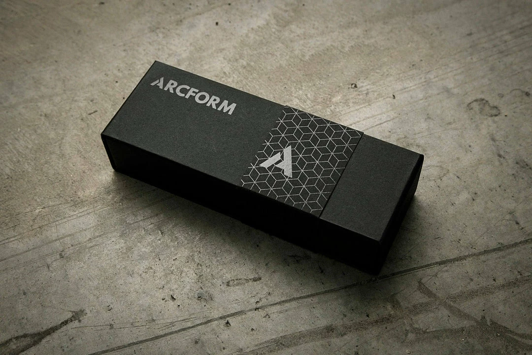 Darcform Slimfoot Auto Black Alum 3.1" 154CM Black Bade (USA) Arcform Knives 12 Darcform Slimfoot Auto Black Alum 3.1" 154CM Black Bade (USA) Arcform Knives