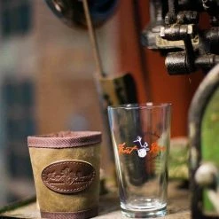 FROST RIVER TRADING Frost River Logo Pint Glass (USA) Canvas Packs 9 FROST RIVER TRADING Frost River Logo Pint Glass (USA) Canvas Packs