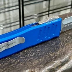 Guardian Tactical RECON-035 94531 Blue Auto Knife 3.3" Dagger Stonewash 13 Guardian Tactical RECON-035 94531 Blue Auto Knife 3.3