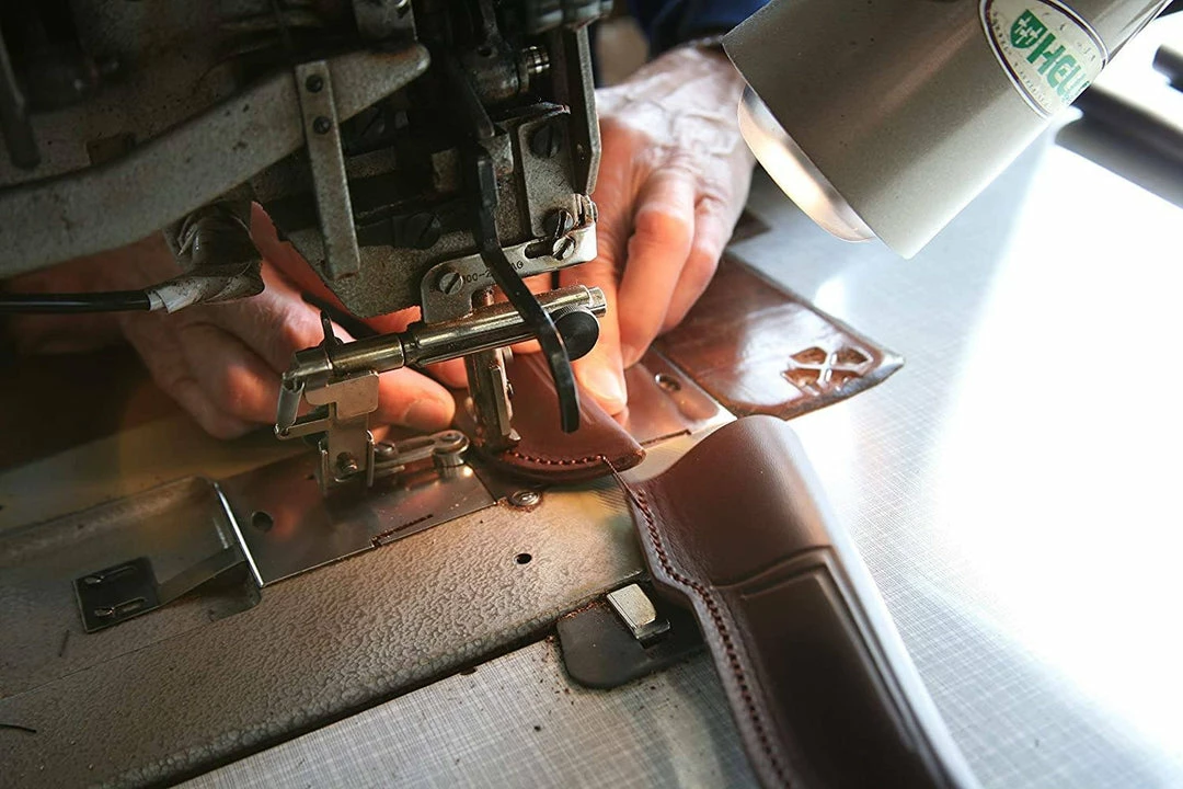 Helle Knives Helle Utvær Knife Model 600 (Made In Norway) 9 Helle Knives Helle Utvær Knife Model 600 (Made In Norway)