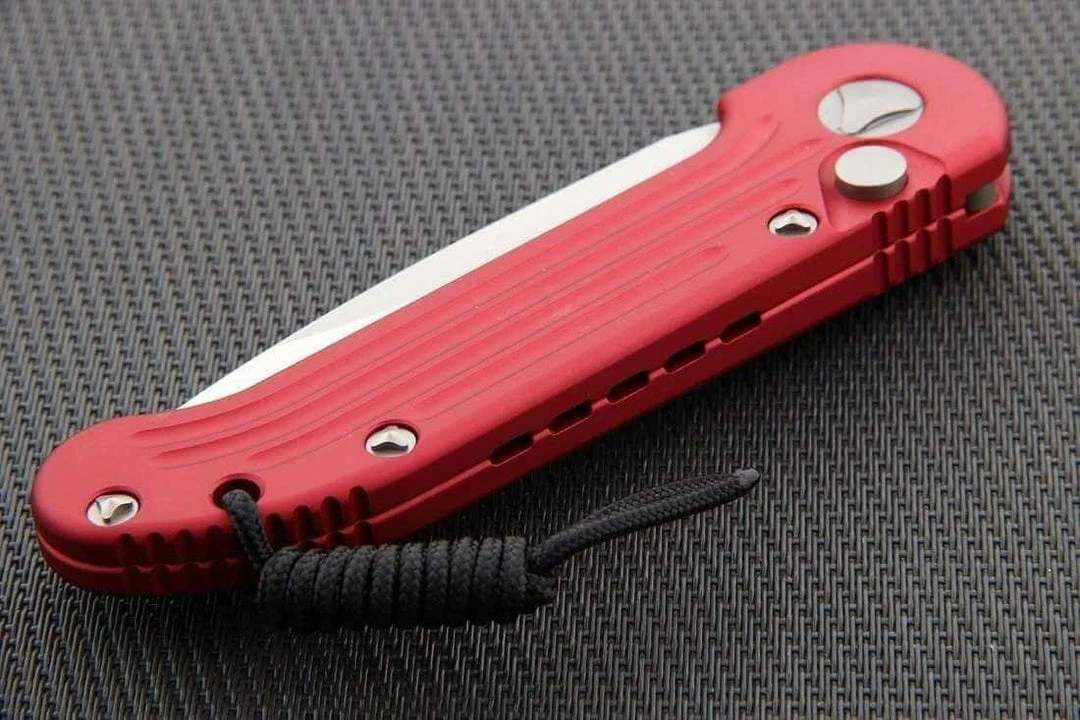 Microtech LUDT Automatic Knife Red (3.4" Black) 135-1RD All Knife Brands 5 Microtech LUDT Automatic Knife Red (3.4" Black) 135-1RD All Knife Brands