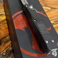 Microtech Troodon D/E OTF Automatic Knife (3