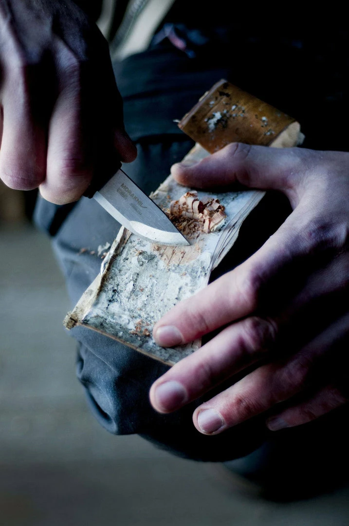 MORAKNIV Mora M-12647 Eldris Pocket-Size Fixed 2.2" 12C27 (Sweden) 6 MORAKNIV Mora M-12647 Eldris Pocket-Size Fixed 2.2" 12C27 (Sweden)