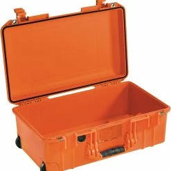 Pelican 1535 Air Case 27 Pelican 1535 Air Case