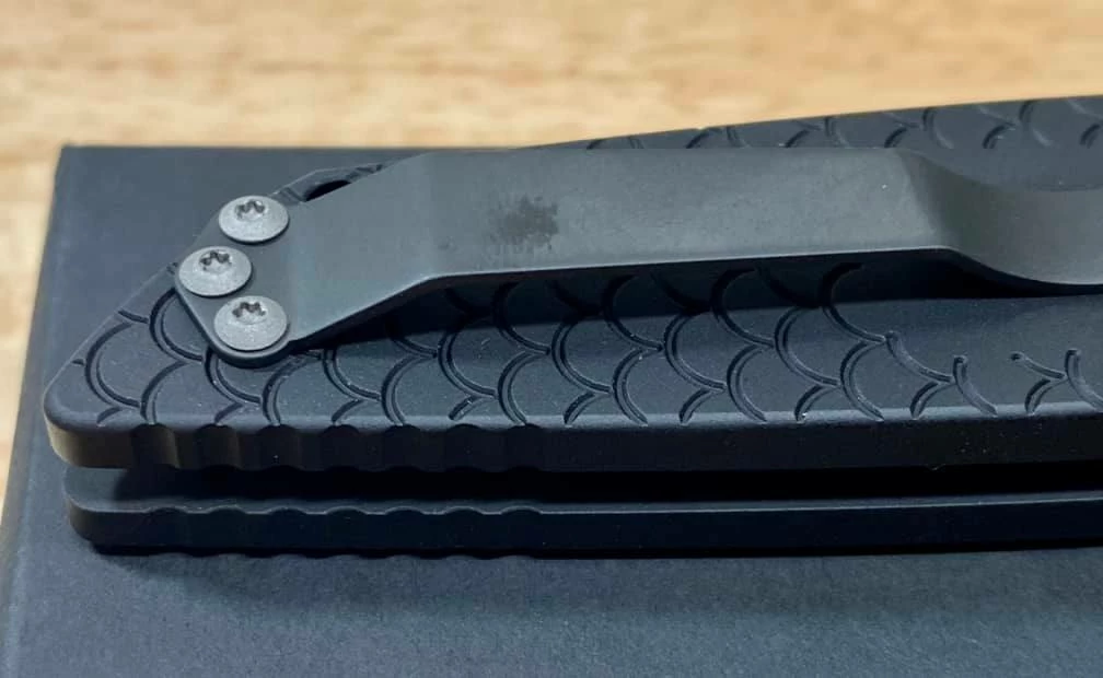 PROTECH KNIVES Pro-Tech TR-3 MC1 Magnacut Knife Fish Scale Black 7 PROTECH KNIVES Pro-Tech TR-3 MC1 Magnacut Knife Fish Scale Black