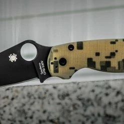 Spyderco Knives Spyderco Paramilitary 2 Knife S30V Digital Camo Handles - C81GPCMOBK2 13 Spyderco Knives Spyderco Paramilitary 2 Knife S30V Digital Camo Handles - C81GPCMOBK2
